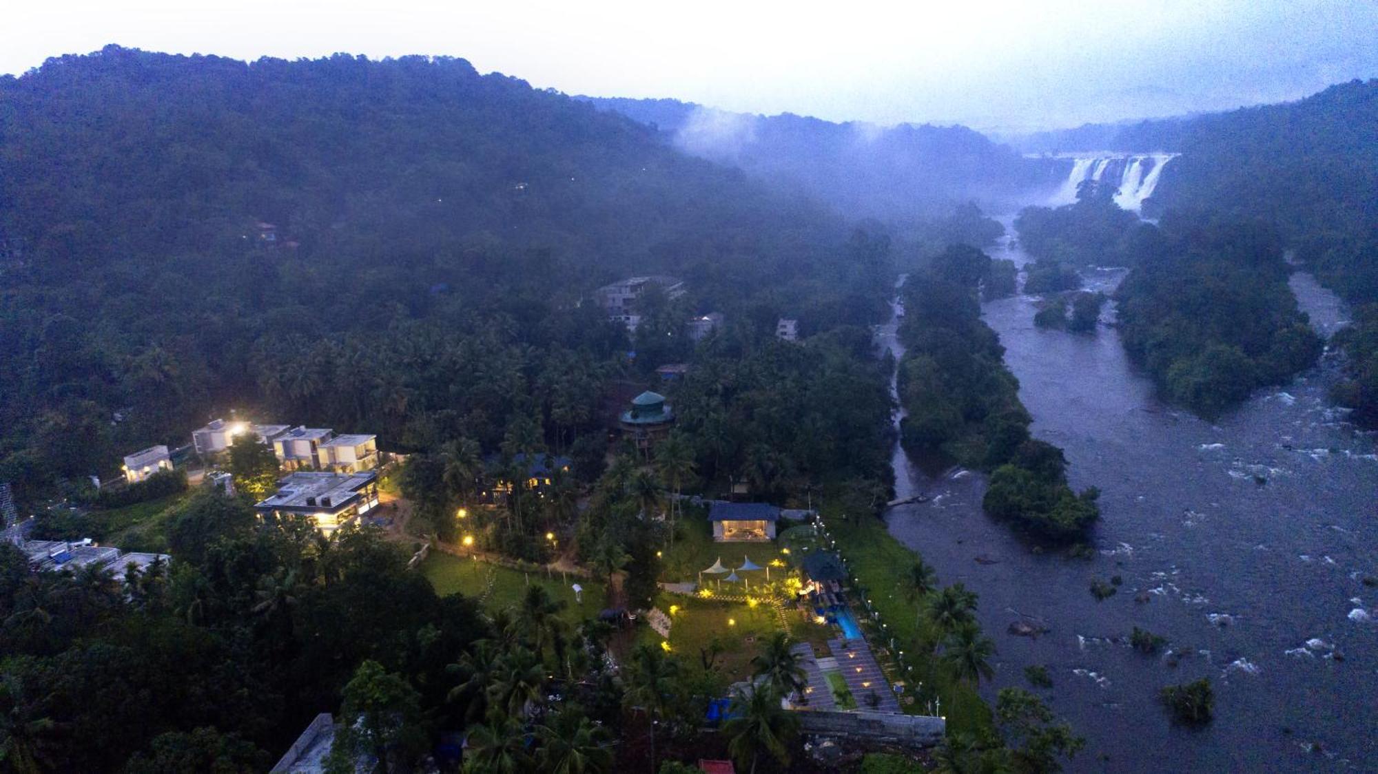 Casa Rio Resorts Athirappilly Zewnętrze zdjęcie