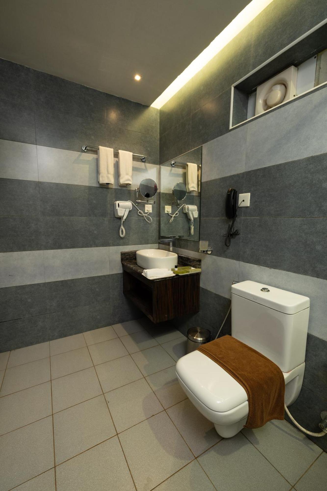 Casa Rio Resorts Athirappilly Zewnętrze zdjęcie
